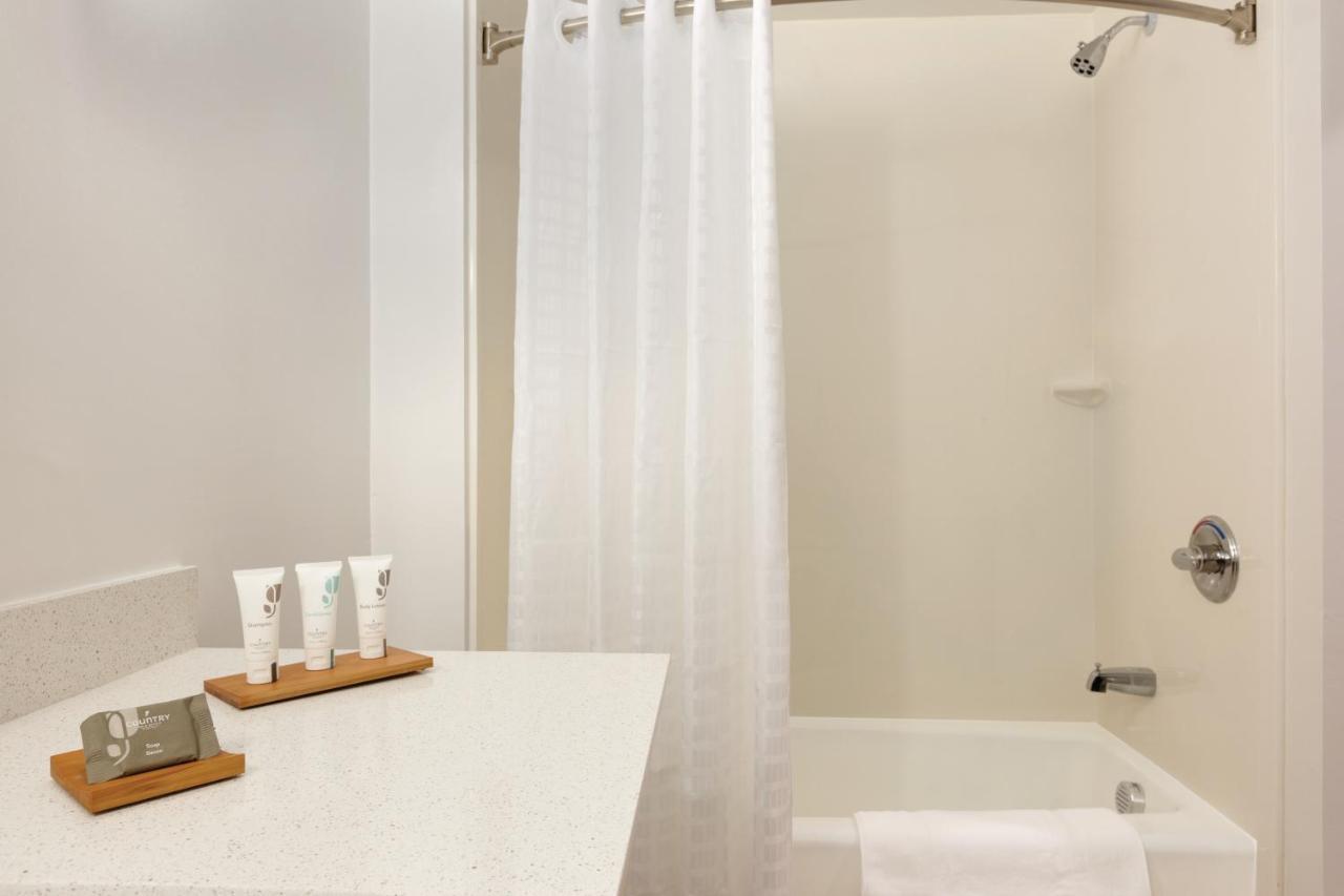 Country Inn & Suites By Radisson, Dfw Airport South, Tx เออร์วิง ภายนอก รูปภาพ