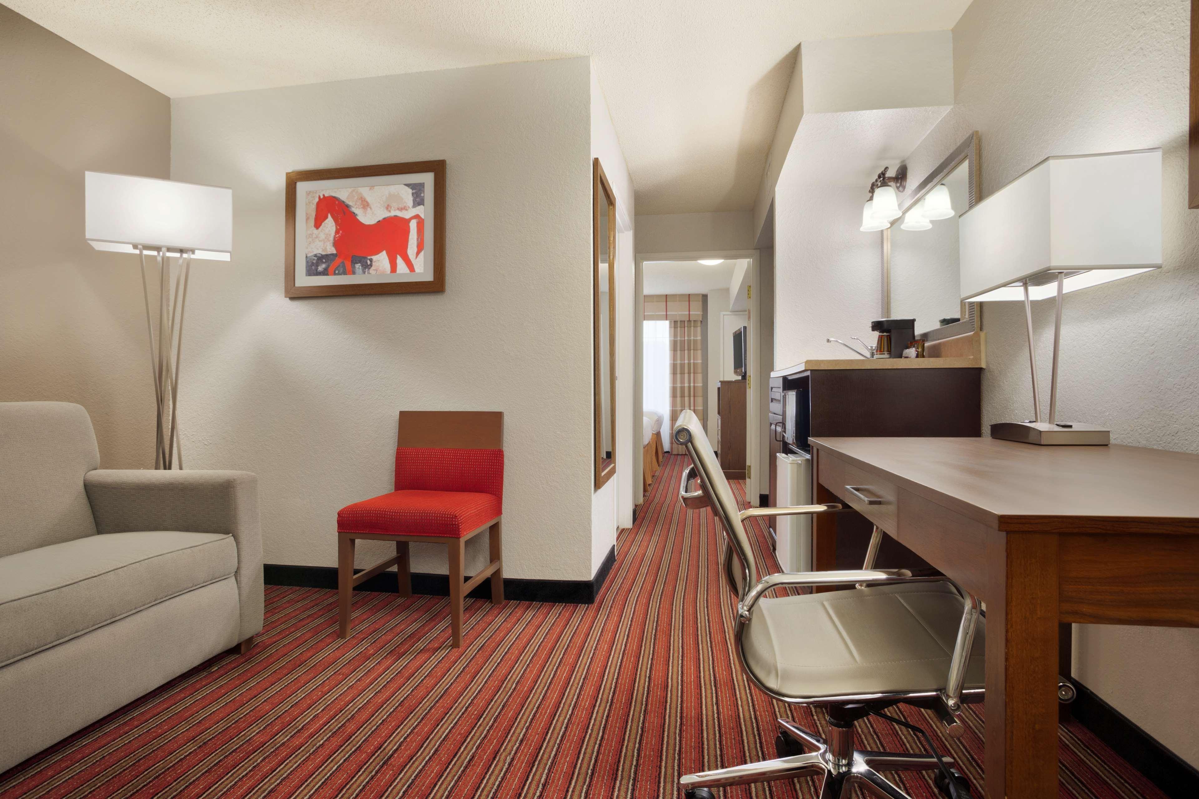 Country Inn & Suites By Radisson, Dfw Airport South, Tx เออร์วิง ภายนอก รูปภาพ