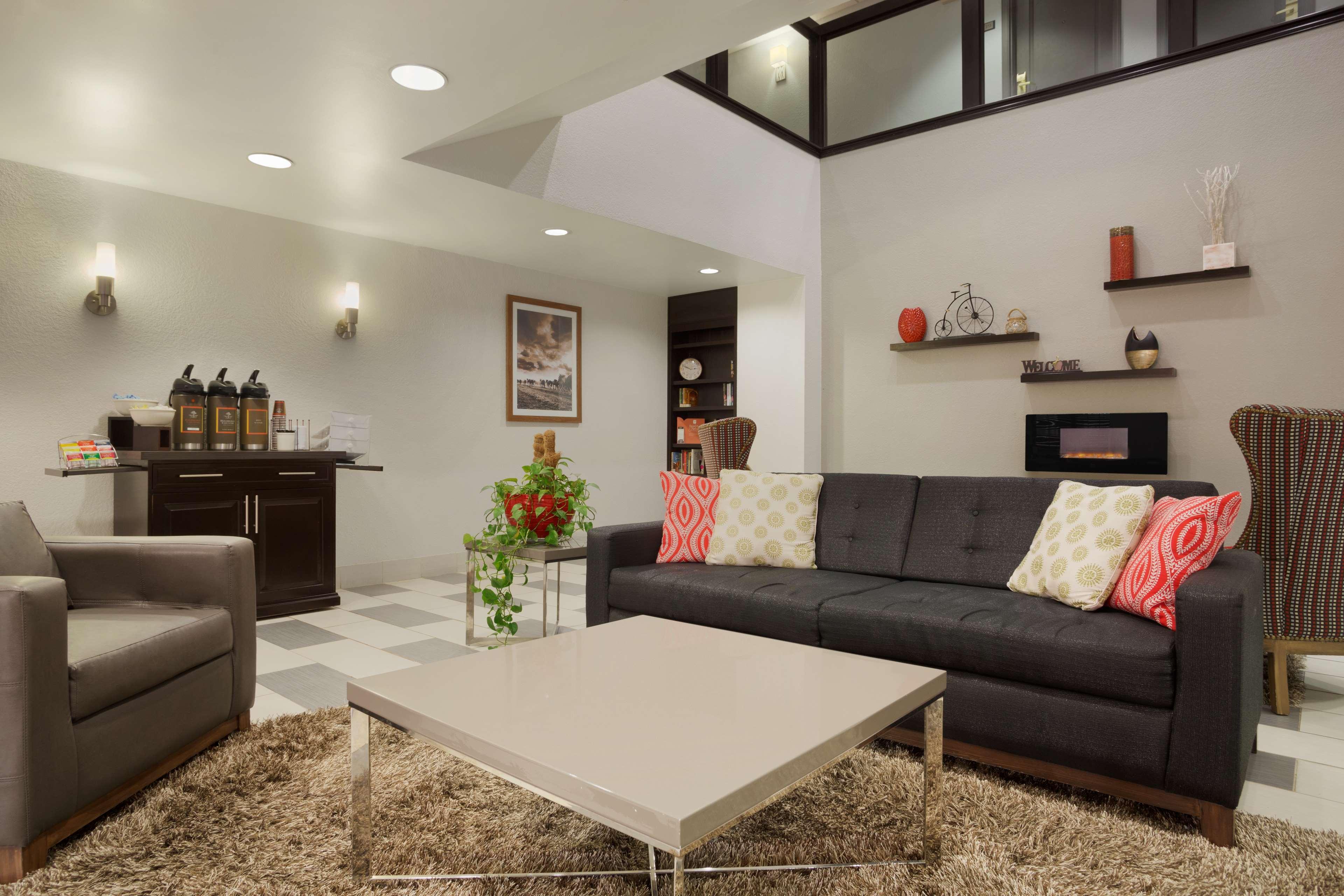 Country Inn & Suites By Radisson, Dfw Airport South, Tx เออร์วิง ภายนอก รูปภาพ