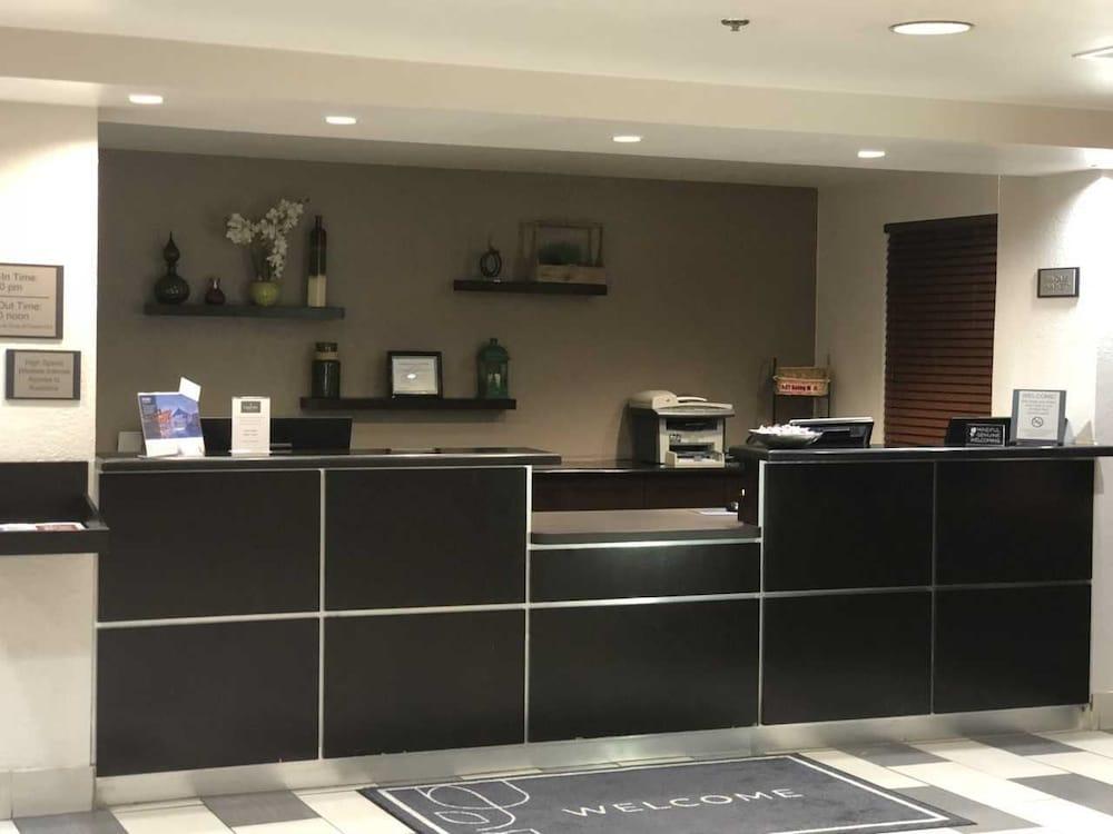 Country Inn & Suites By Radisson, Dfw Airport South, Tx เออร์วิง ภายนอก รูปภาพ