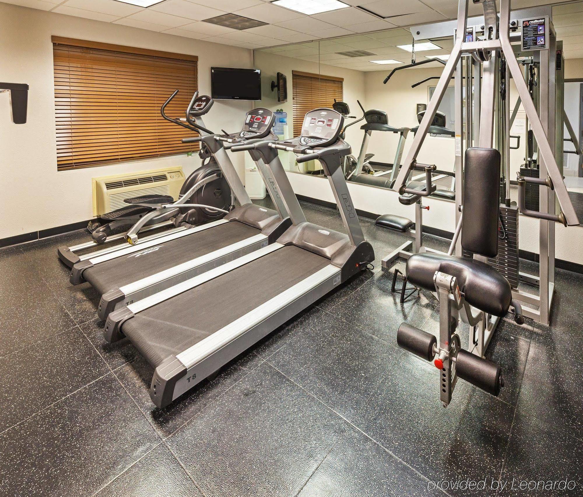 Country Inn & Suites By Radisson, Dfw Airport South, Tx เออร์วิง ภายนอก รูปภาพ