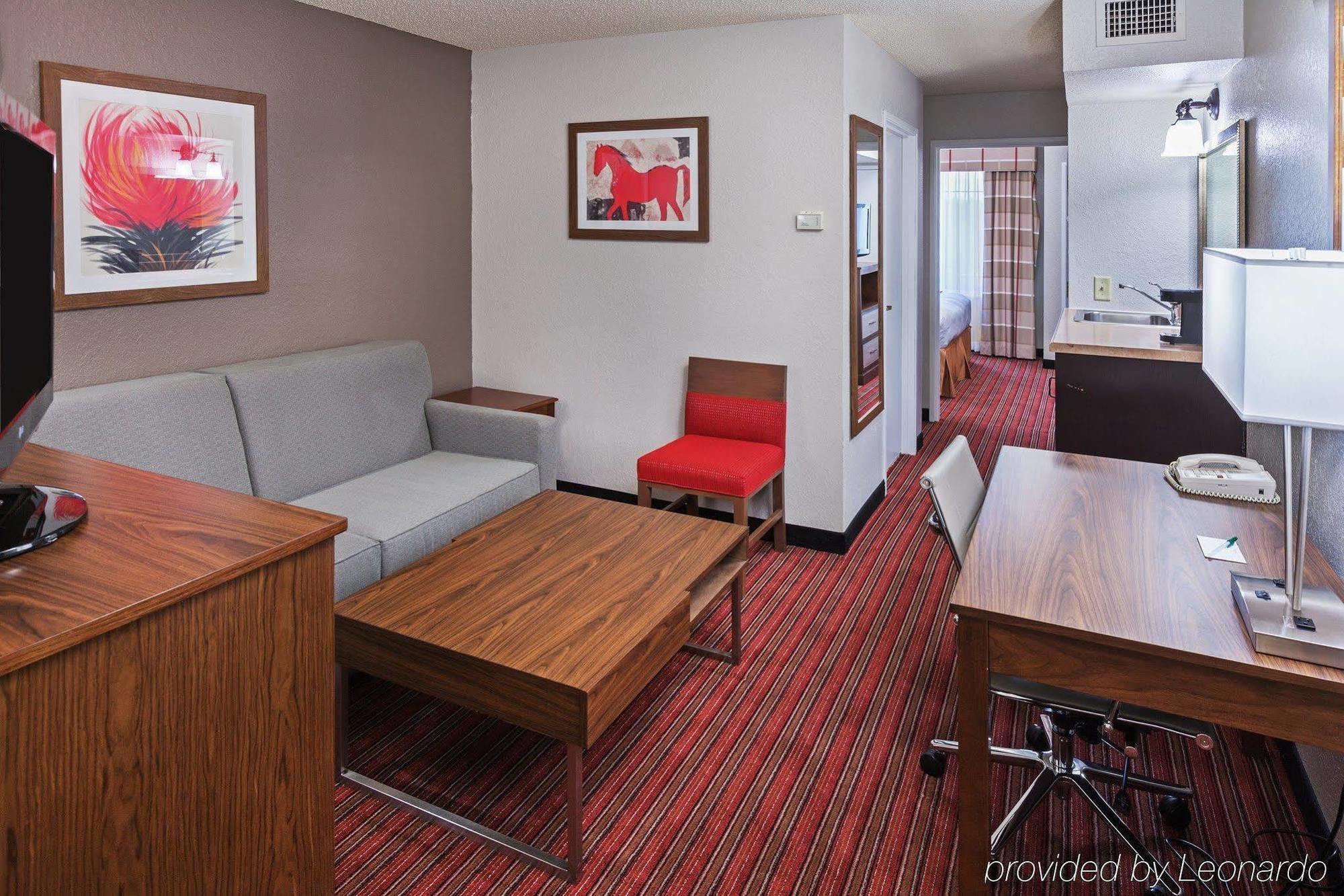 Country Inn & Suites By Radisson, Dfw Airport South, Tx เออร์วิง ภายนอก รูปภาพ