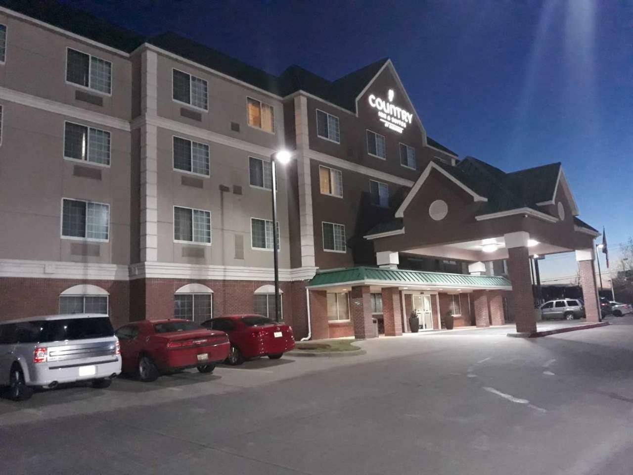 Country Inn & Suites By Radisson, Dfw Airport South, Tx เออร์วิง ภายนอก รูปภาพ